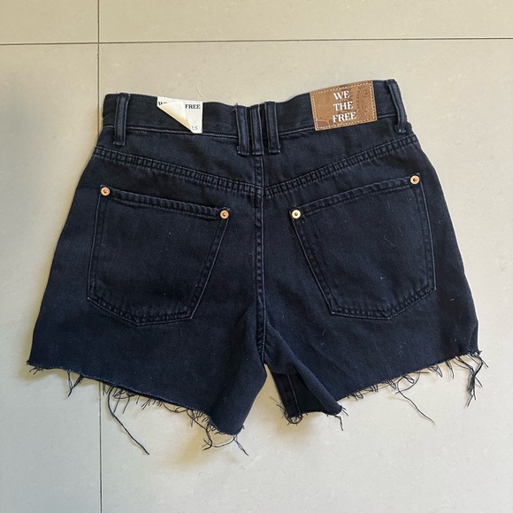 Free People Ivy Mid Rise Shorts - Picture 2 of 3
